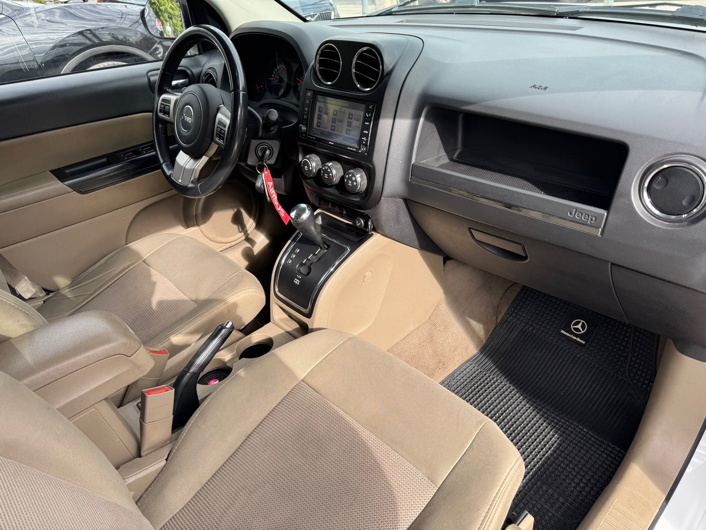 VENDIDO - JEEP COMPASS SPORT 4X4 2012