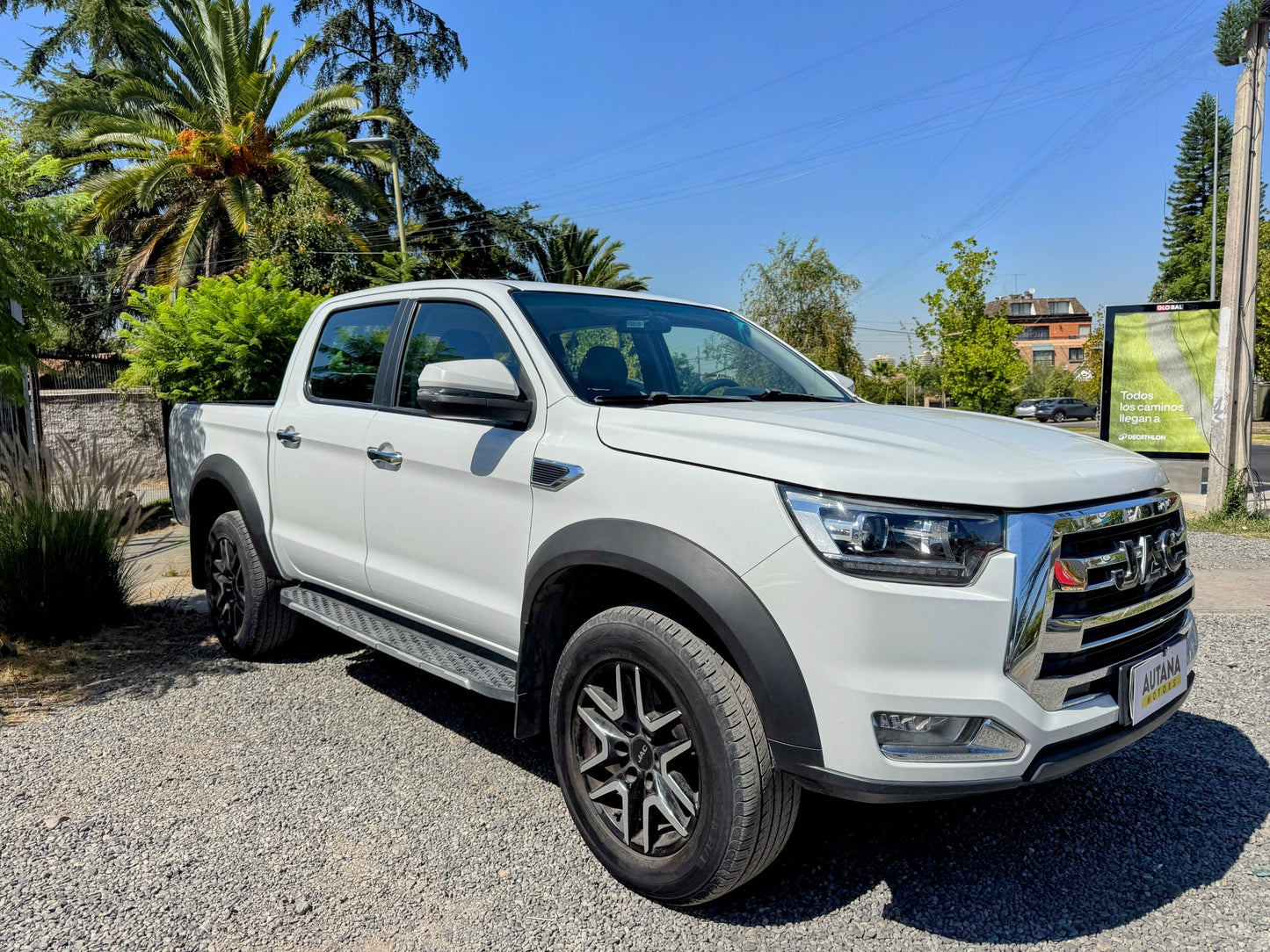 VENDIDA - JAC T8 PRO 4X4 2022