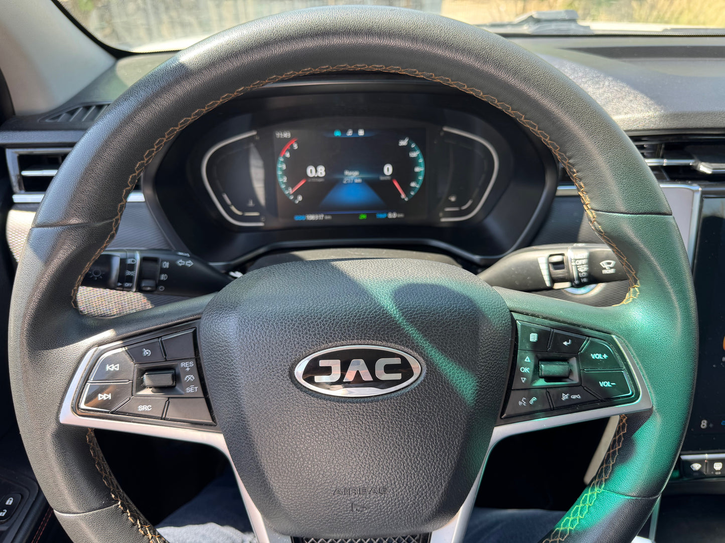 VENDIDA - JAC T8 PRO 4X4 2022