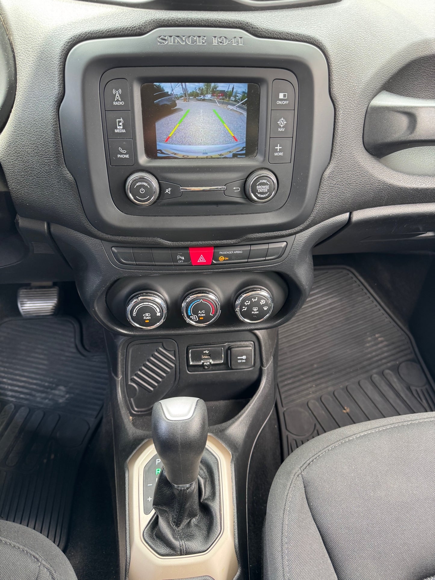JEEP RENEGADE LX SPORT AUT. 2019