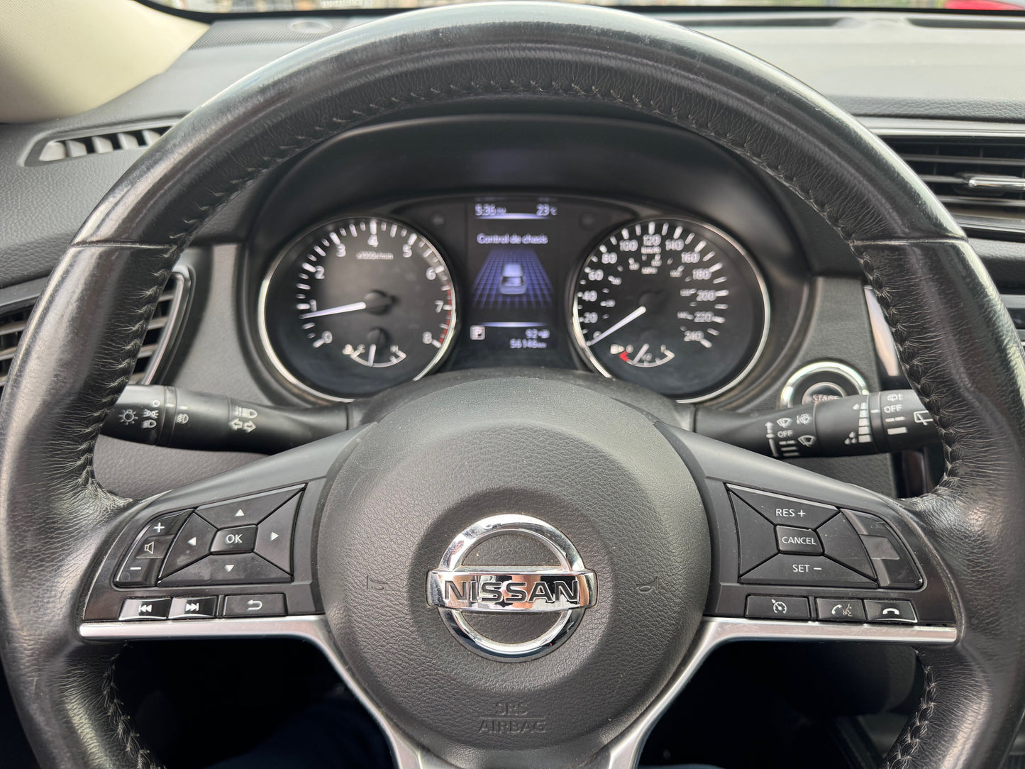 VENDIDA - NISSAN XTRAIL ADVANCE 3ROW 2018