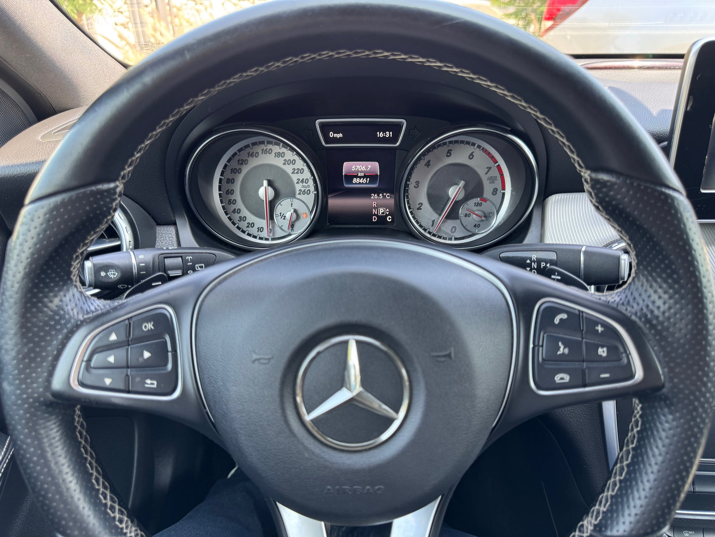MERCEDES GLA 200 DCT7 2017