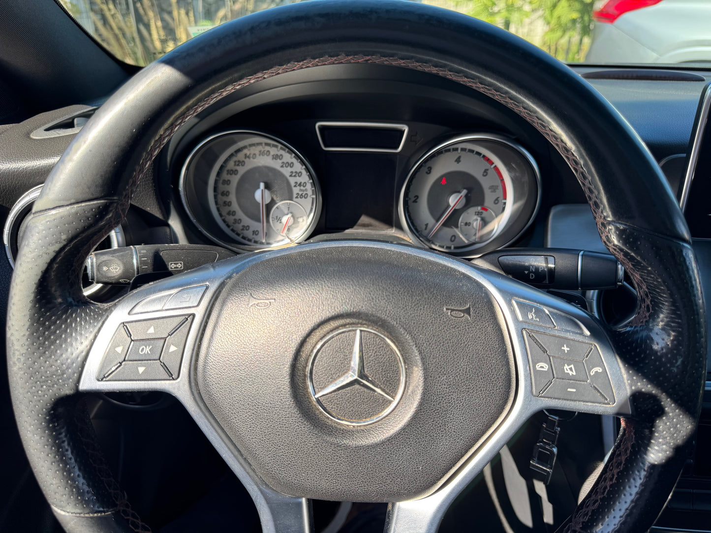 VENDIDO - MERCEDES BENZ CLA 220 2013
