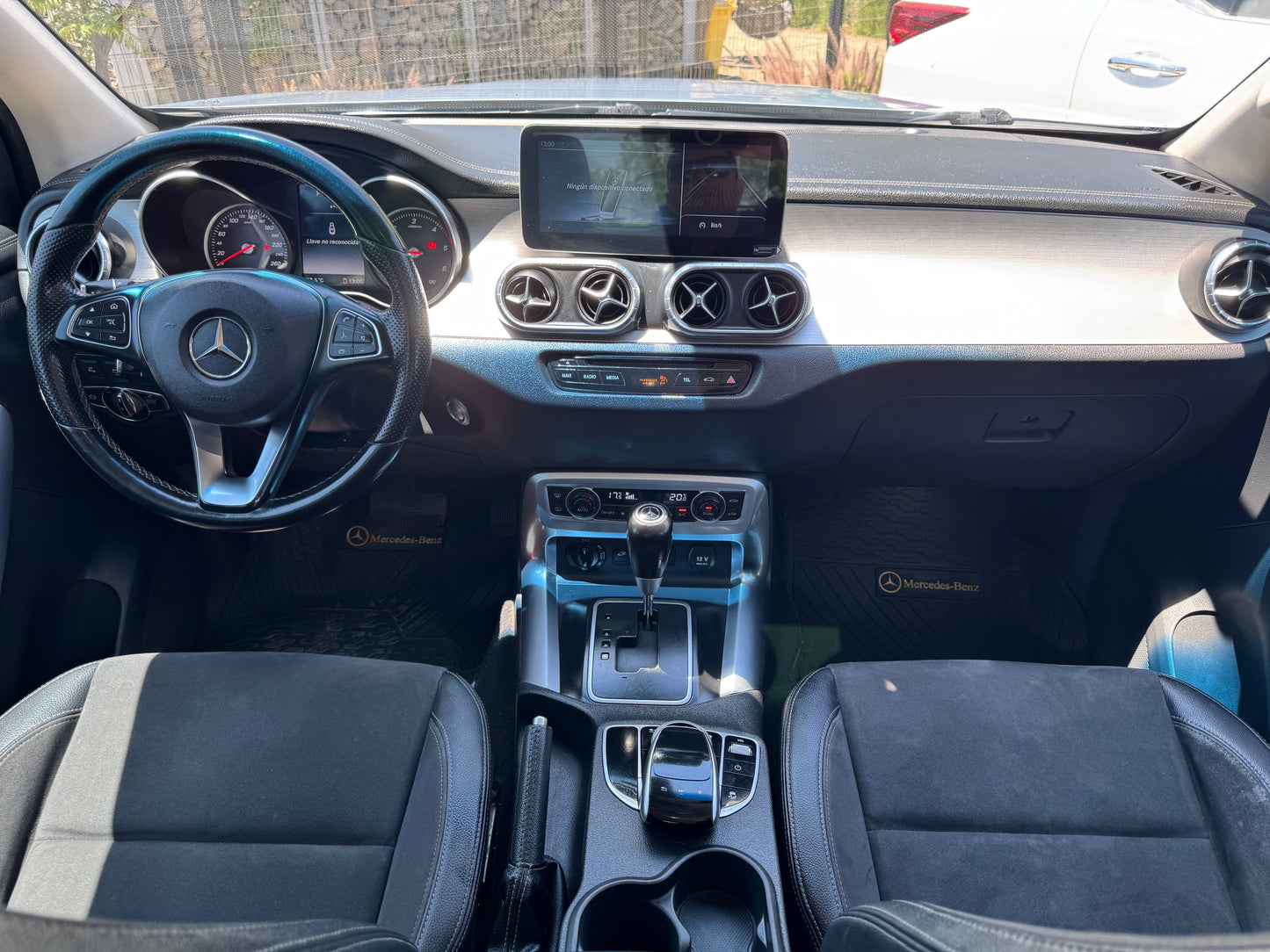 MERCEDES BENZ X250 POWER 2019