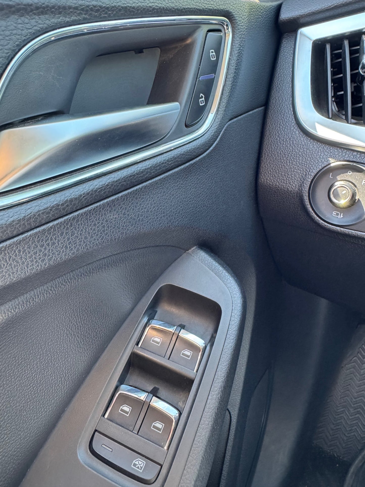 MG RX5 2.0 AWD TECHO PANORAMICO 2023