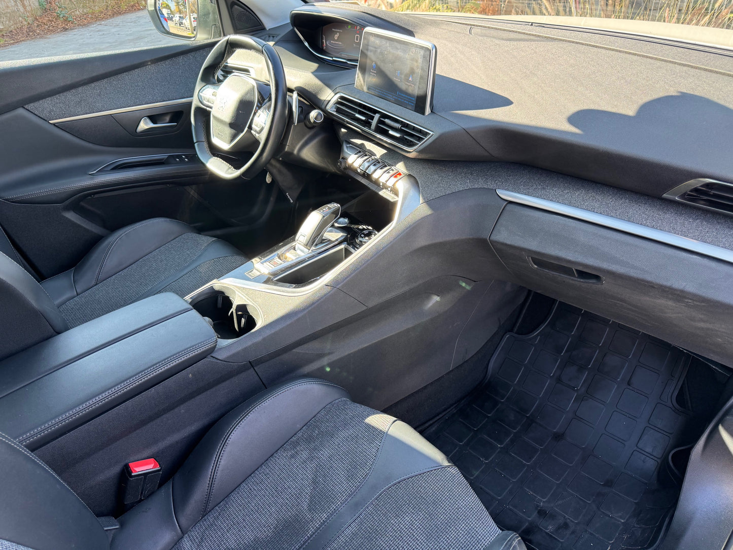 VENDIDO - PEUGEOT 3008 DIESEL AUTOMATICO 2020