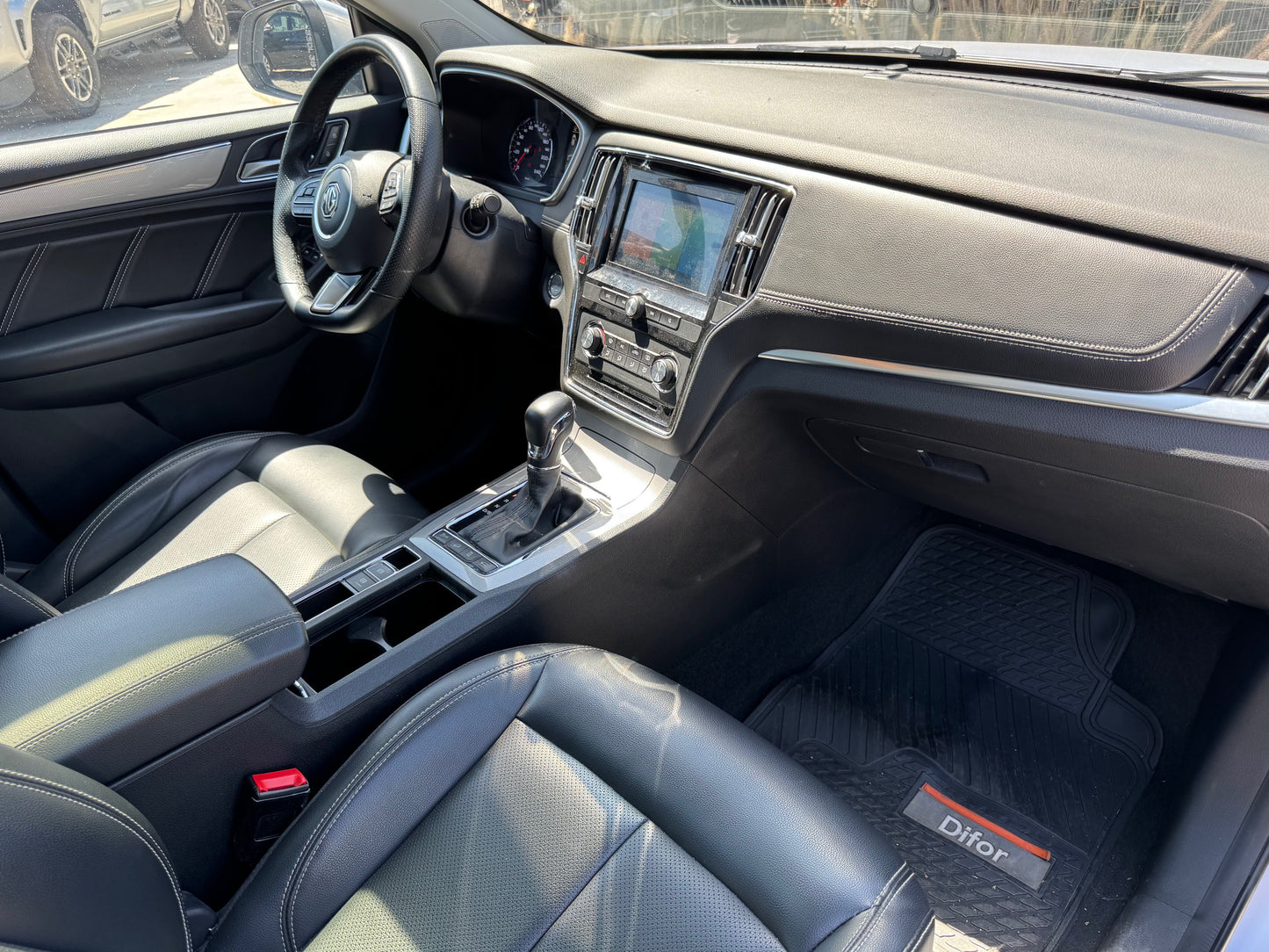 MG RX5 2.0 AWD TECHO PANORAMICO 2023