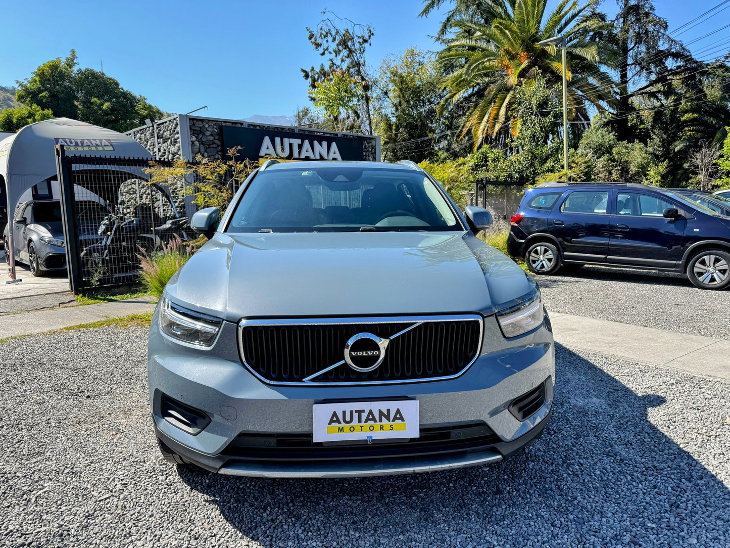 VOLVO XC40 MOMENTUM T4 2022
