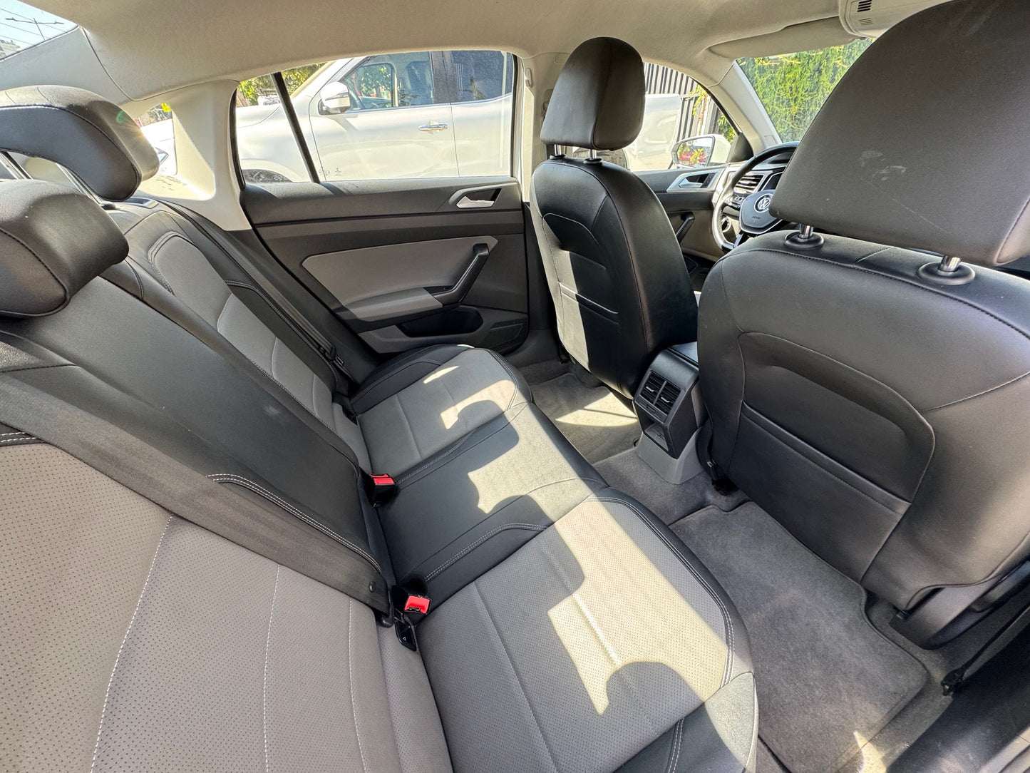 VOLKSWAGEN VIRTUS HIGHLINE 2019