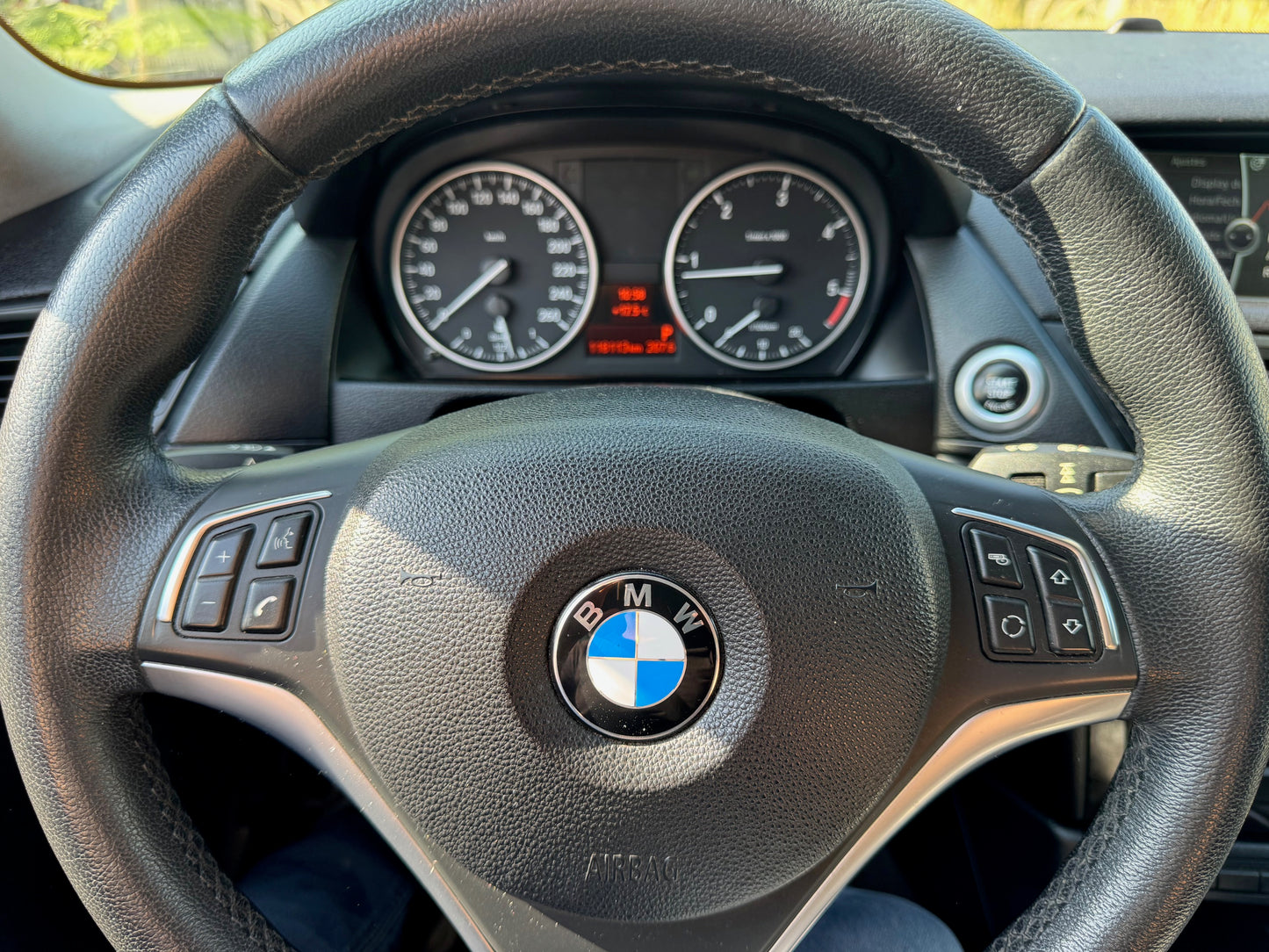 VENDIDO - BMW X1 SDRIVE 18D 2014