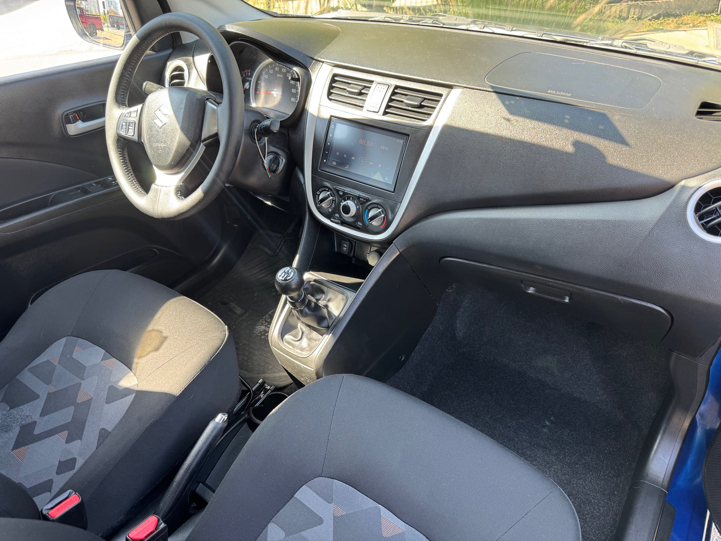 VENDIDO - SUZUKI CELERIO GLX BT AC 2022
