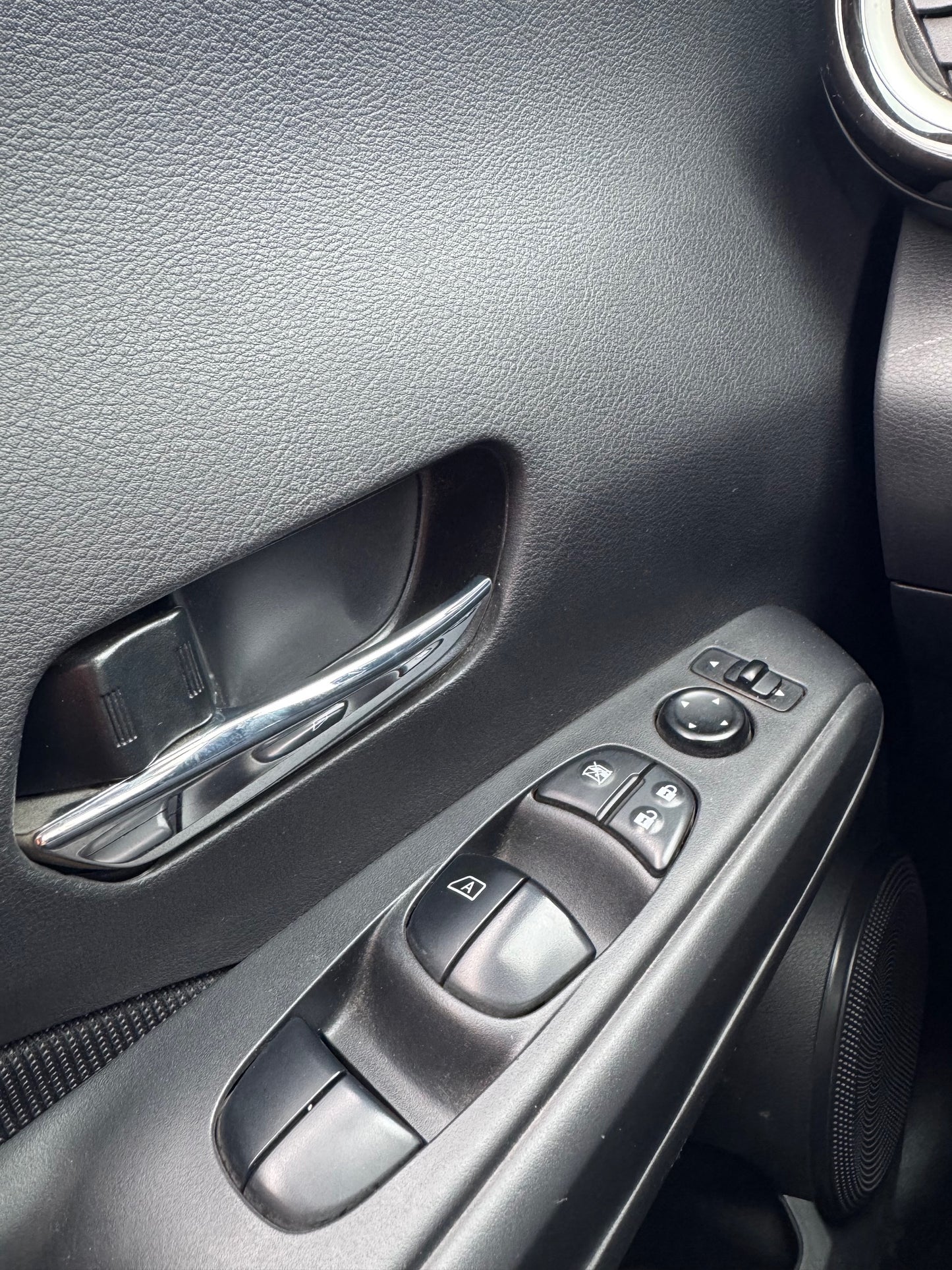 VENDIDA - NISSAN KICKS 1.6 FULL 2022