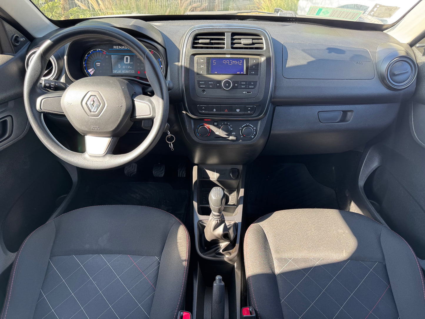 RENAULT KWID 1.0 2024