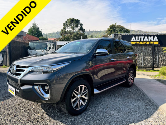 TOYOTA FORTUNER SRX 2018