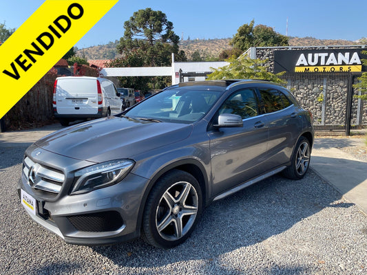 MERCEDES GLA 250 AMG TECHO PANORAMICO