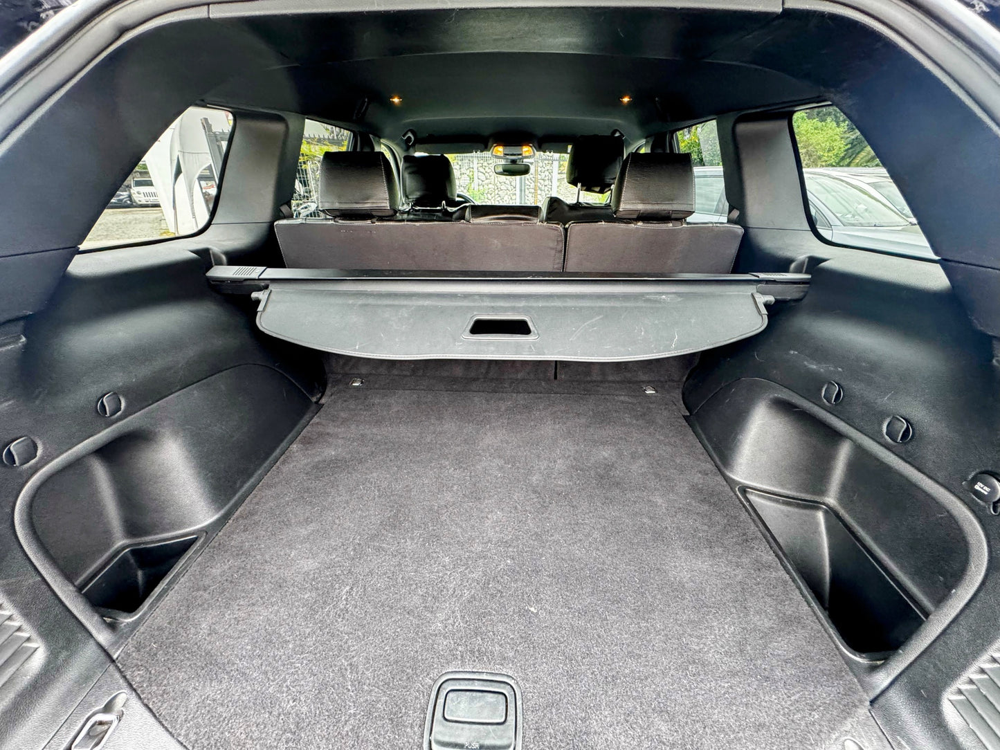 JEEP GRAND CHEROKEE LAREDO 2022