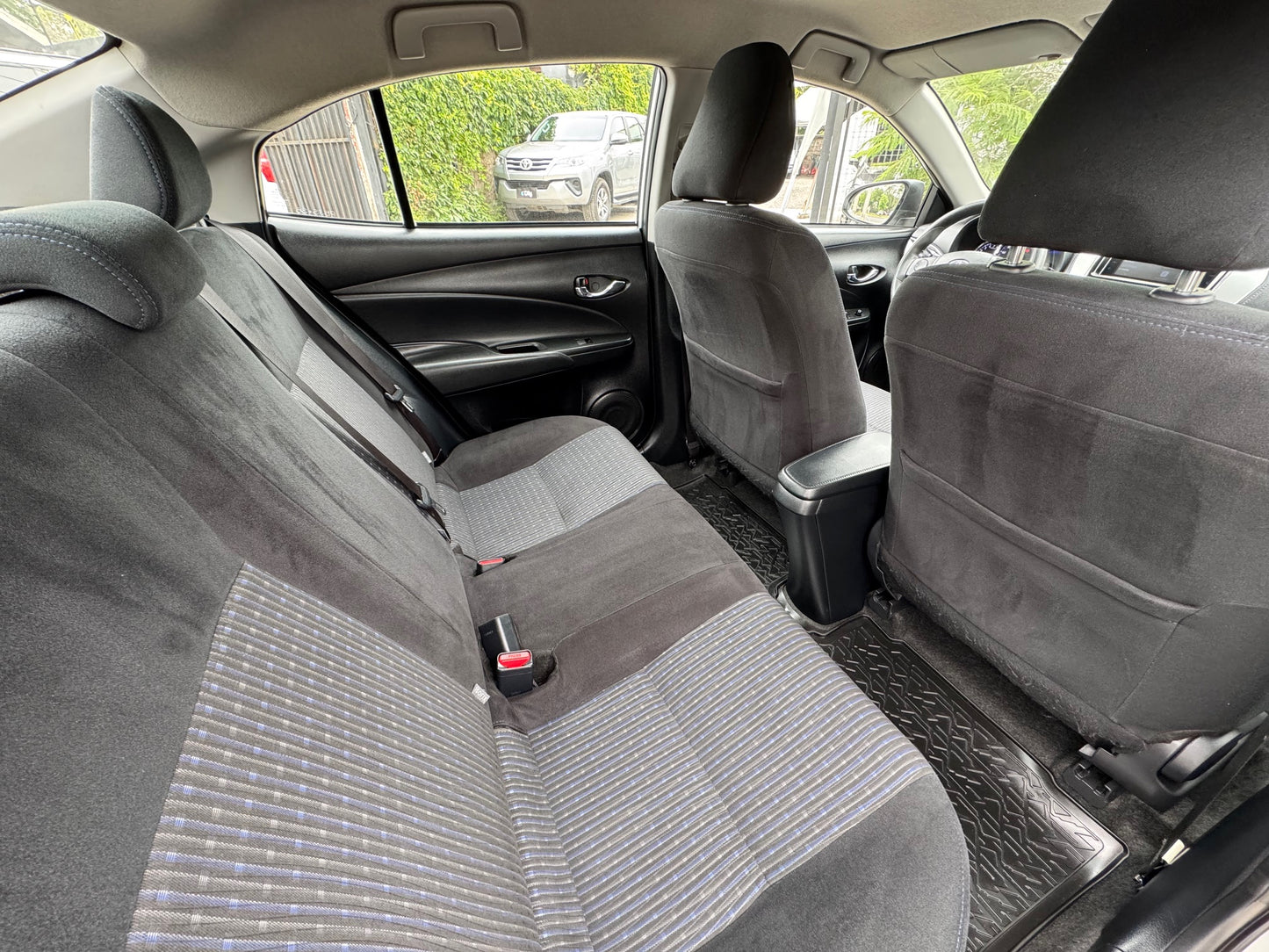 TOYOTA YARIS E AUTOMATIC 2021