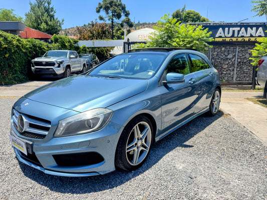 MERCEDES BENZ A200 DIESEL FULL TECHO PANORAMICO 2014