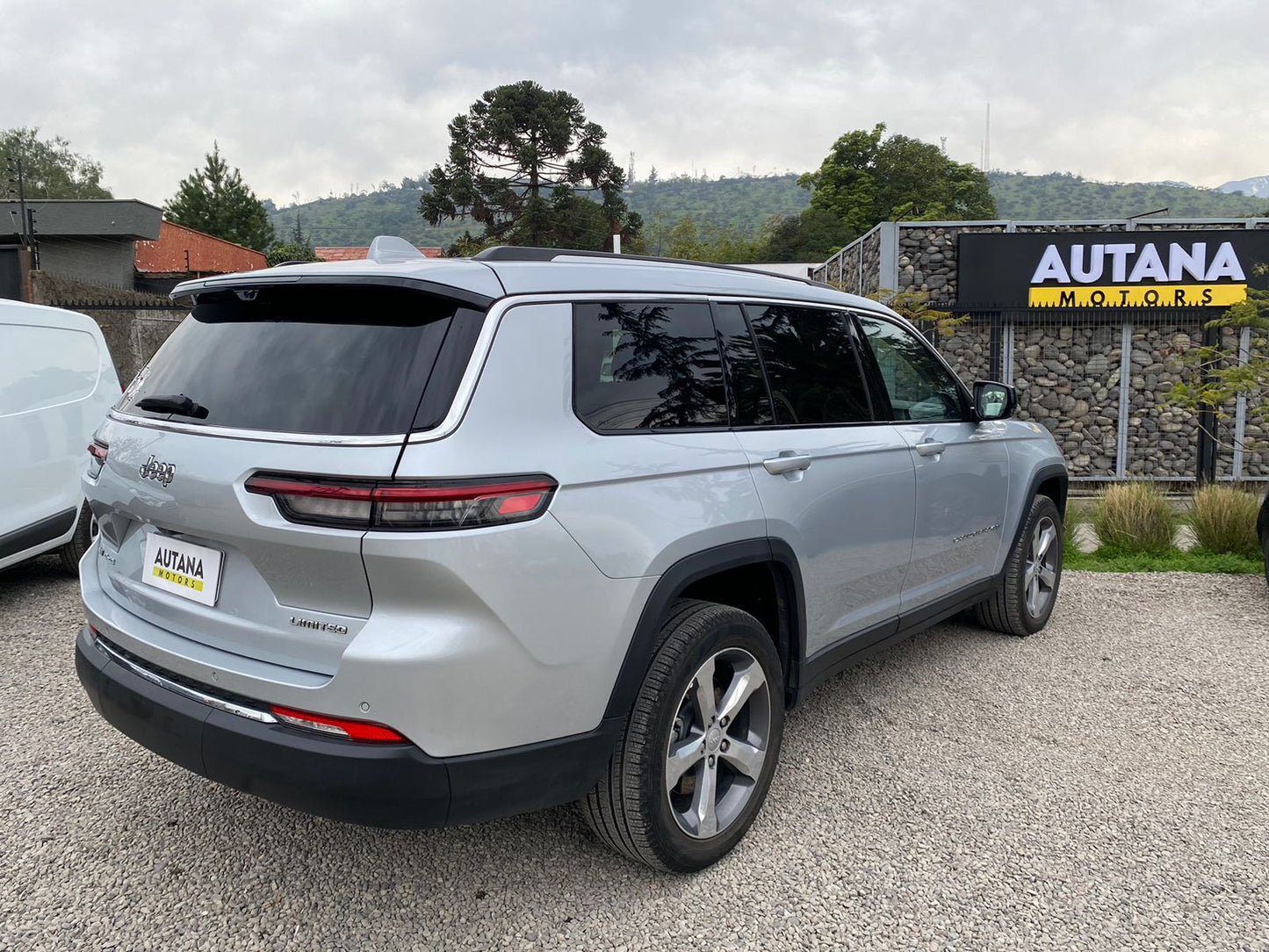 JEEP NEW GRAND CHEROKEE L LIMITED 4X4 2023