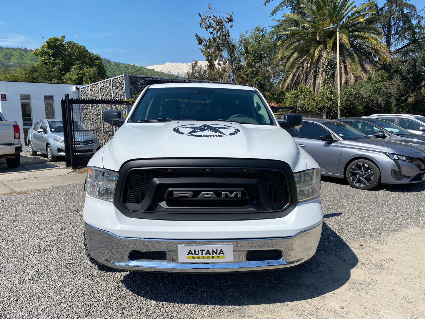 DODGE RAM SLT 4X4 2015