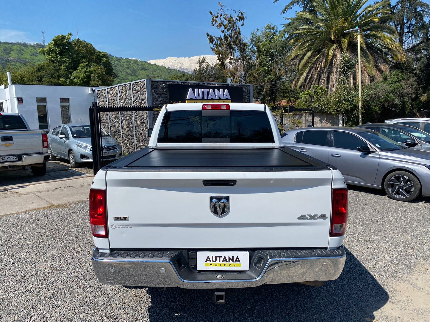 DODGE RAM SLT 4X4 2015