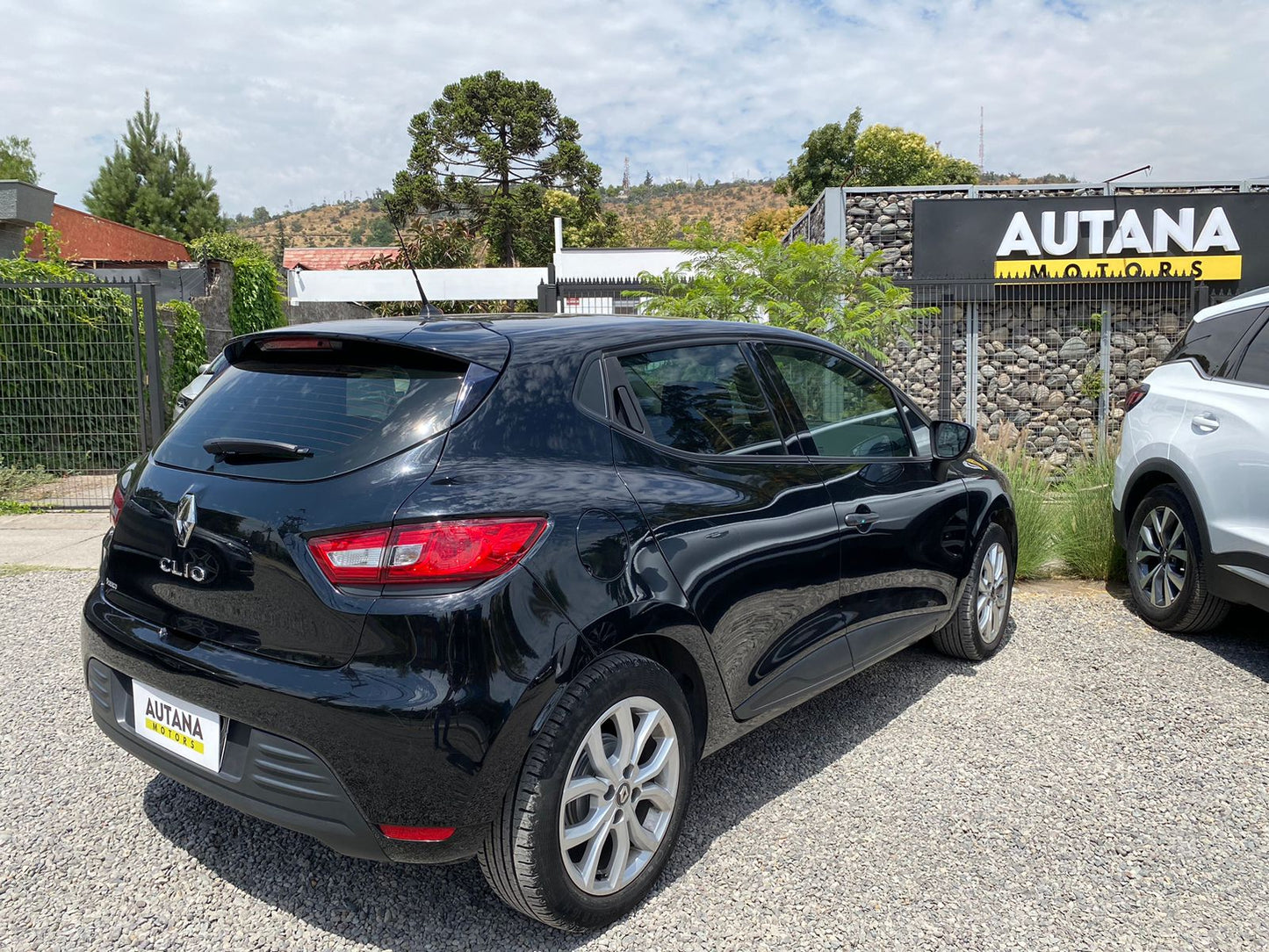 RENAULT CLIO IV AUTENTIQUE 2021