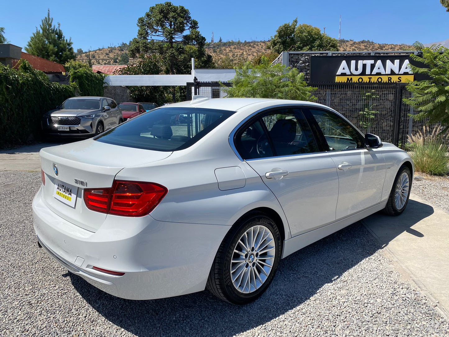 BMW 316 I TWINTURBO LUXURY 2015