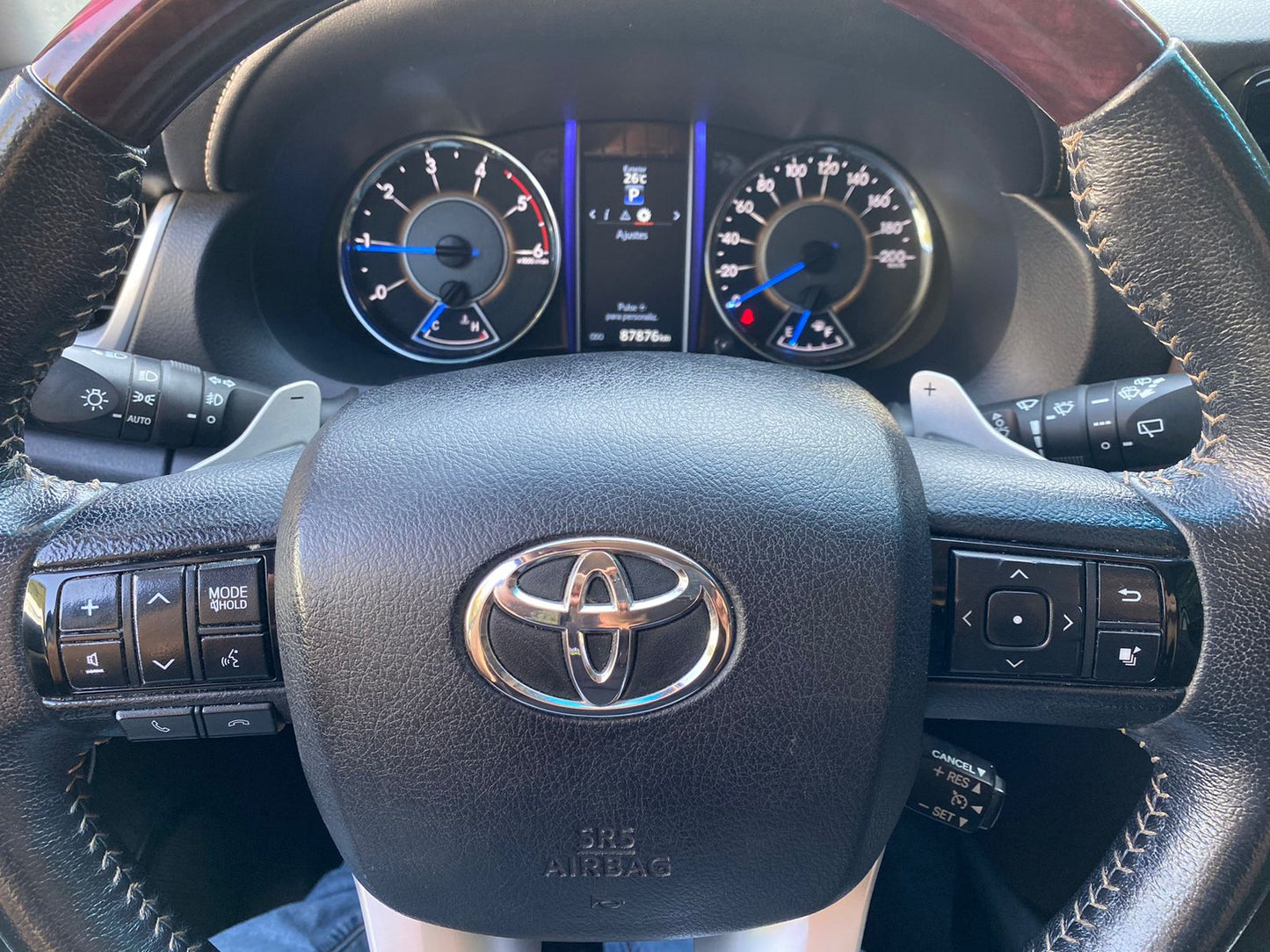 TOYOTA FORTUNER DIESEL 4X4 2018