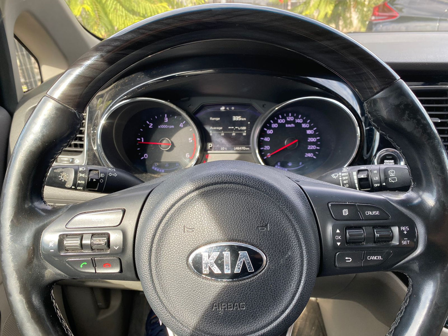 KIA GRAND CARNIVAL DIESEL LIMITED 2018