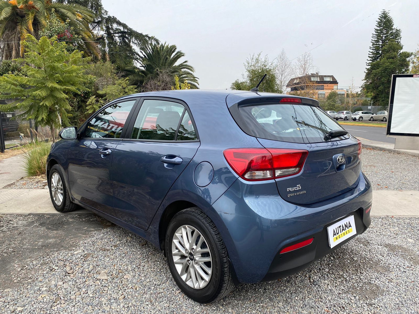 KIA RIO 5 FULL 2022