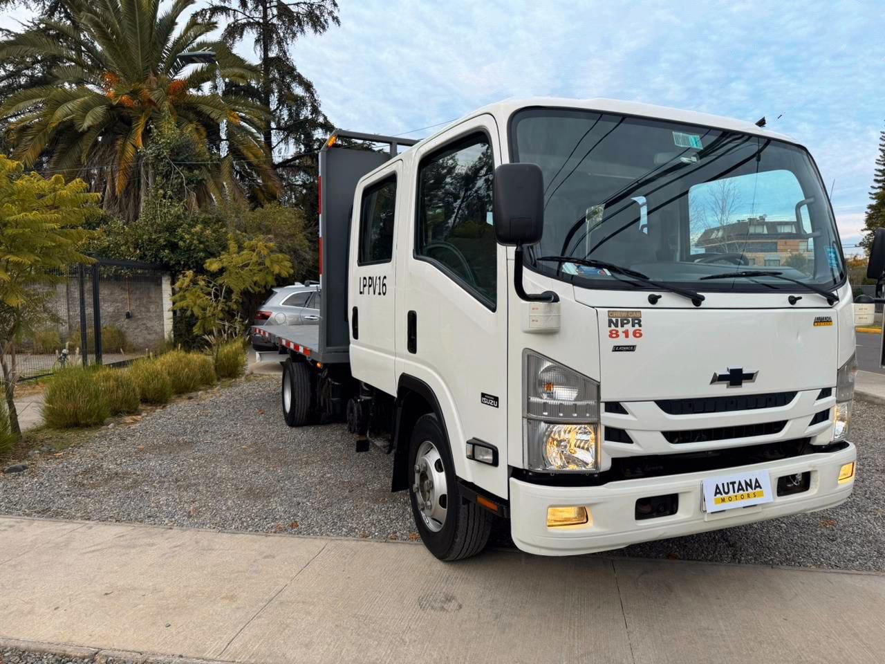 CHEVROLET ISUZU NPR 816 CREW CAB 2019