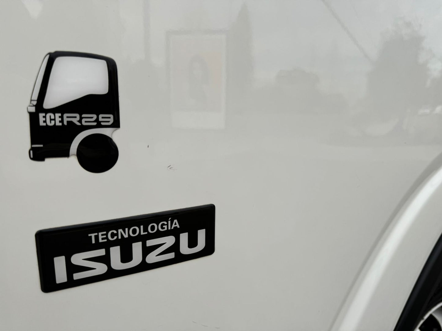 CHEVROLET ISUZU NPR 816 CREW CAB 2019