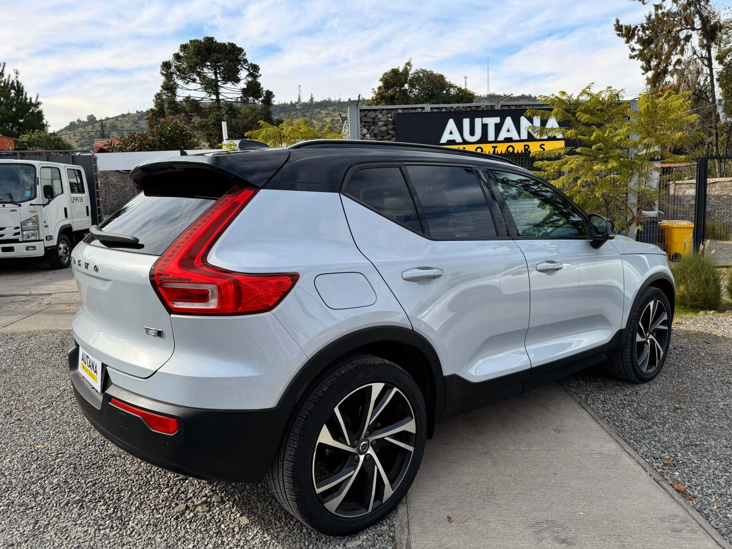 VOLVO XC40 T5 R-Design 2021