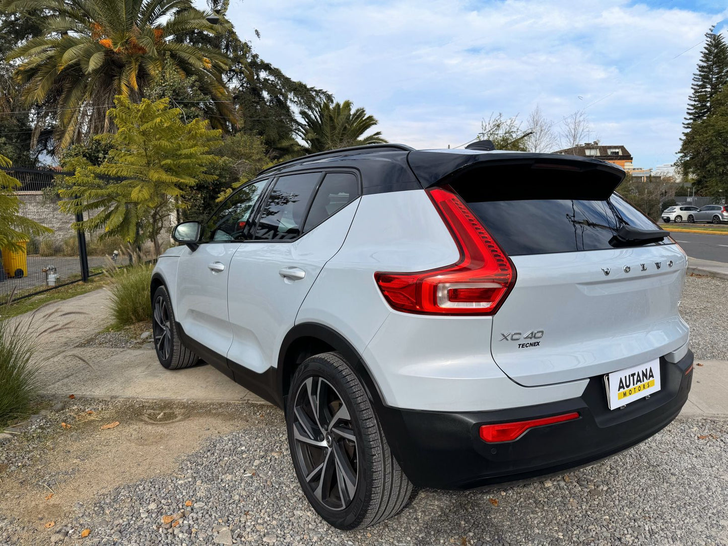 VOLVO XC40 T5 R-Design 2021