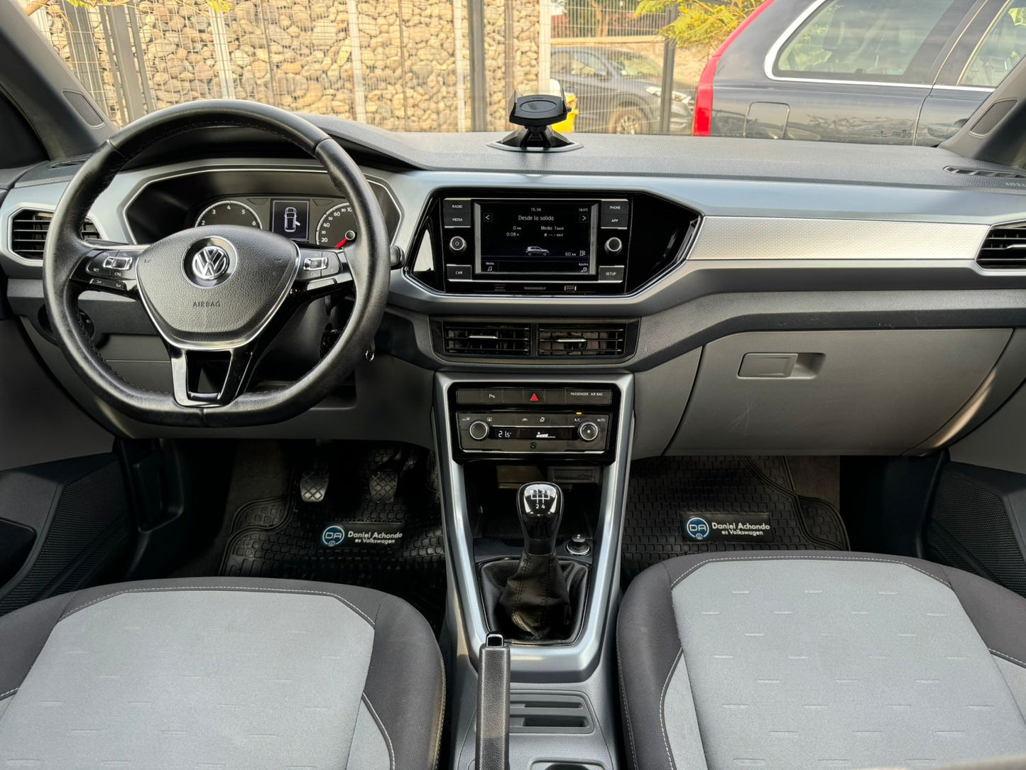 VOLKSWAGEN T-CROSS COMFORTLINE 2020