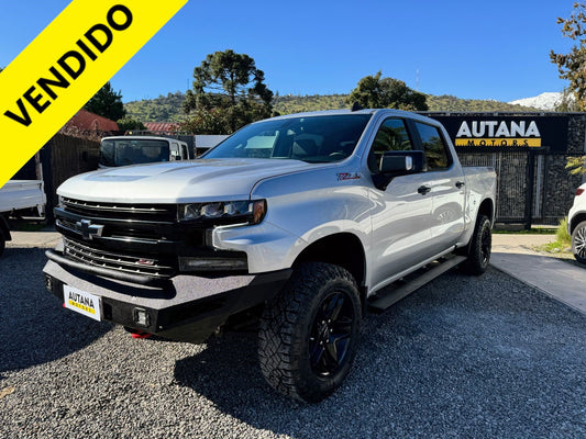 CHEVROLET SILVERADO TRAIL BOSS 4X4 2021