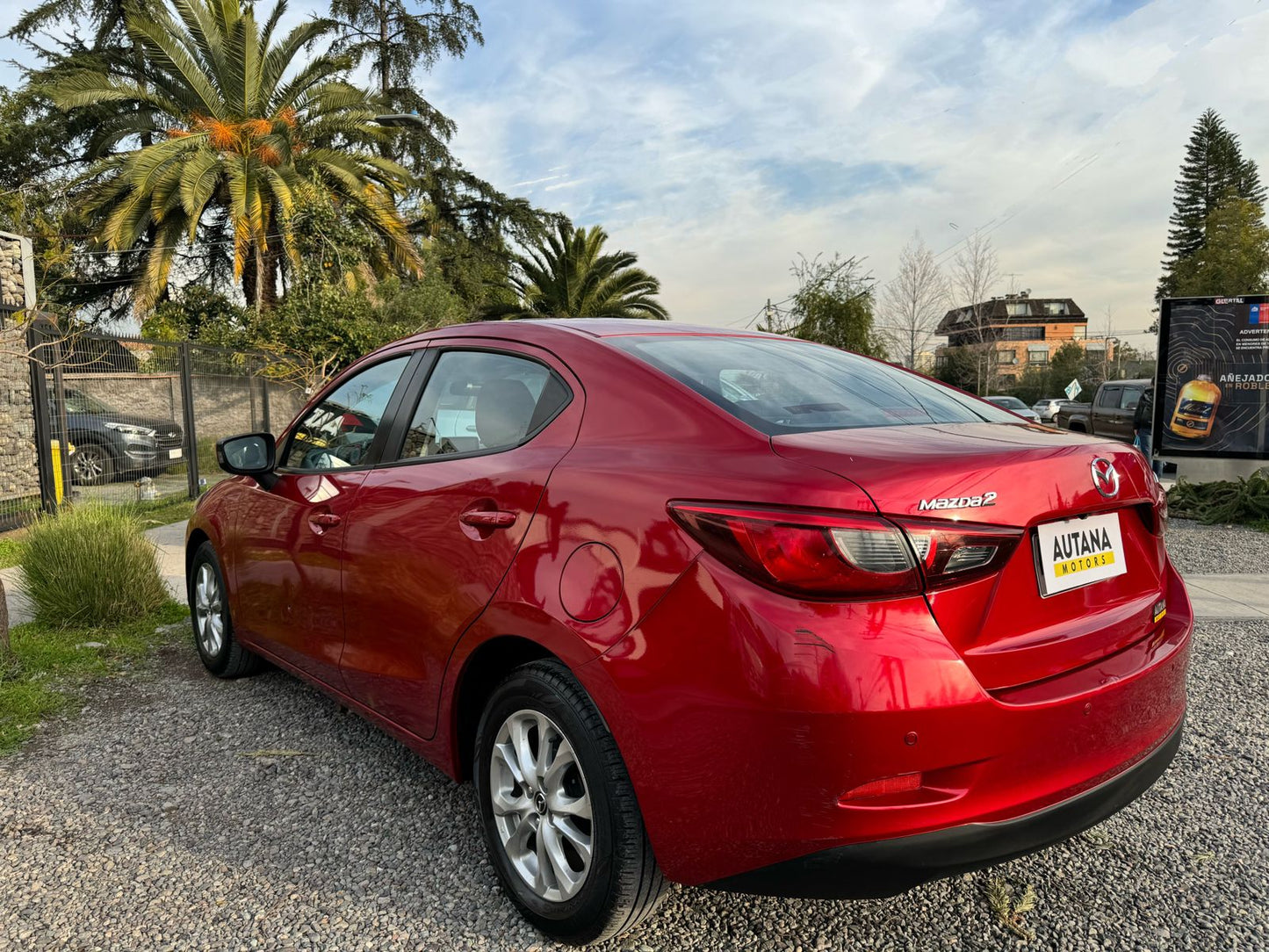 MAZDA 2 SEDAN AUTOMATICO 2017