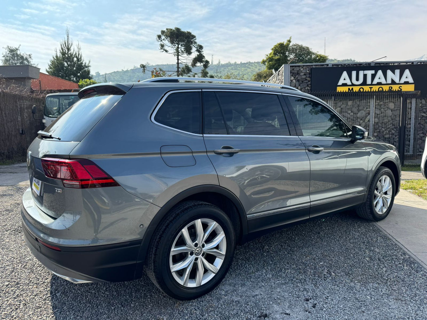 VOLKSWAGEN TIGUAN HIGHLINE 2019