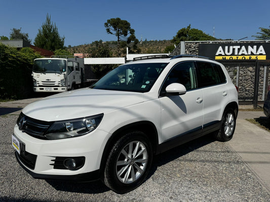 VOLKSWAGEN TIGUAN HIGHLINE 2013