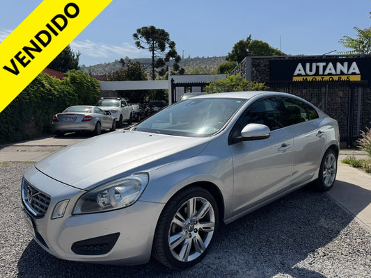 VOLVO S60 DRIVe DIESEL 2013