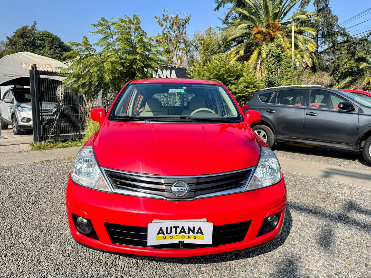 2014 NISSAN TIIDA AUTOMÁTICO SOLO 63.000 km