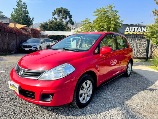 2014 NISSAN TIIDA AUTOMÁTICO SOLO 63.000 km