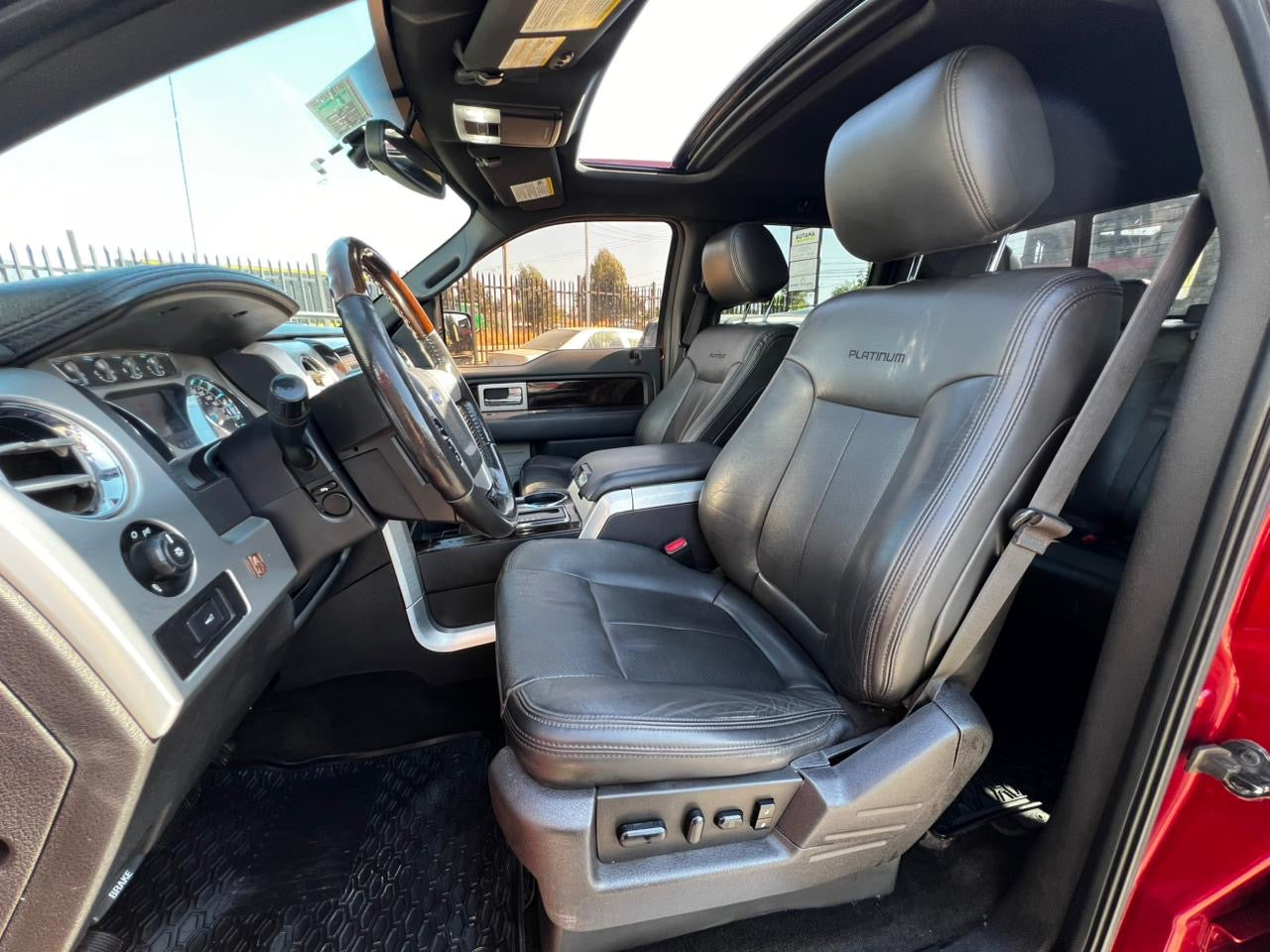 FORD F150 PLATINUM 4X4 2015