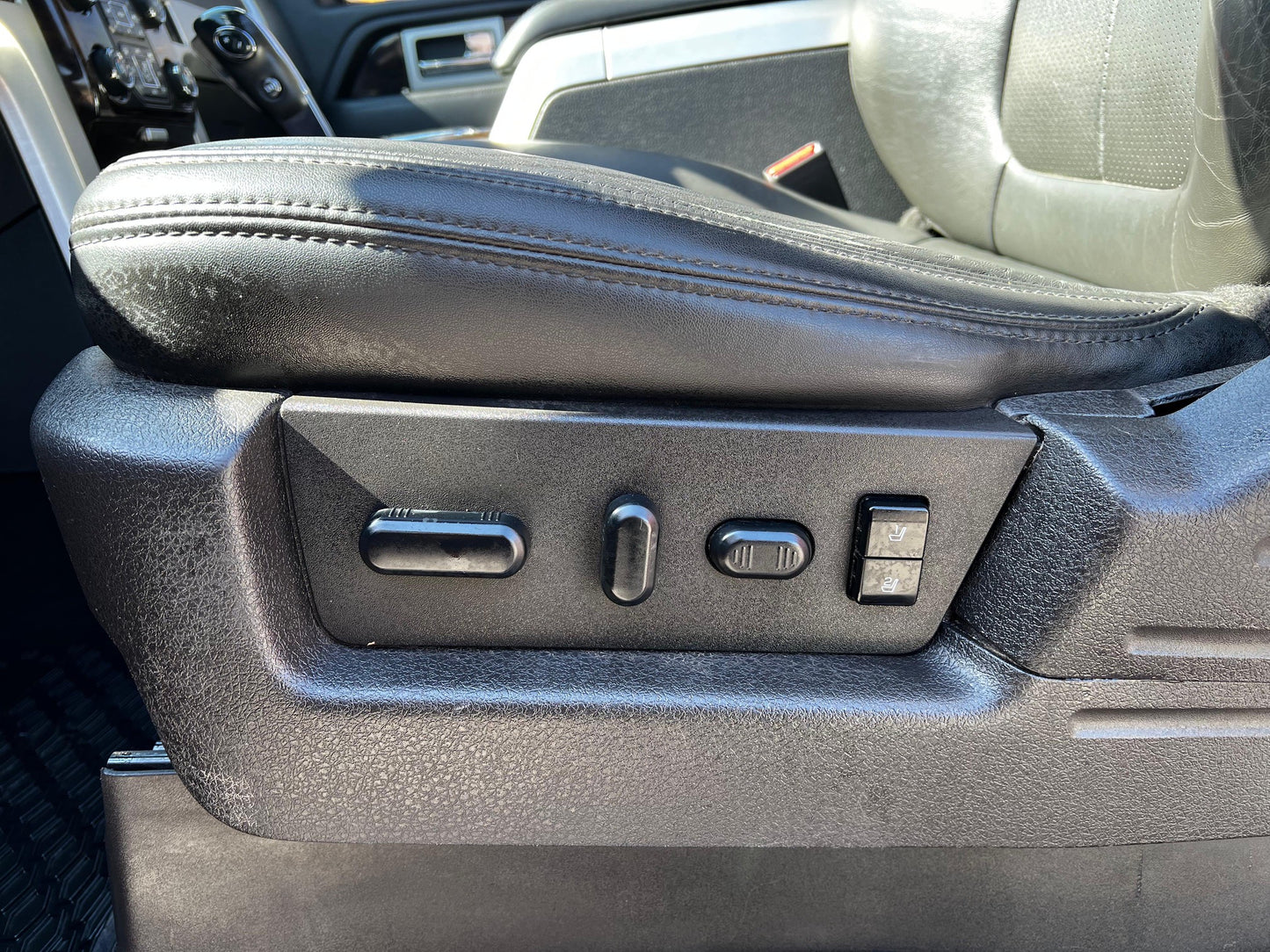 FORD F150 PLATINUM 4X4 2015