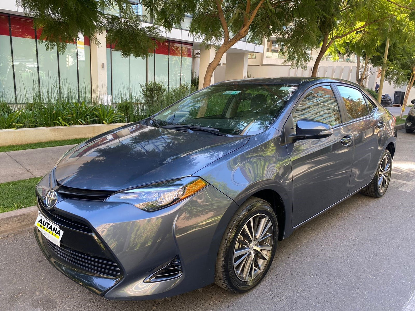 TOYOTA COROLLA 2018 - Vendido