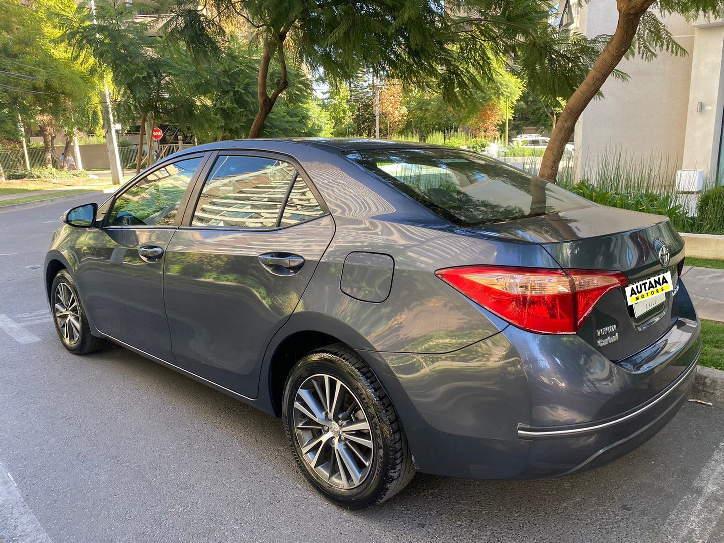 TOYOTA COROLLA 2018 - Vendido