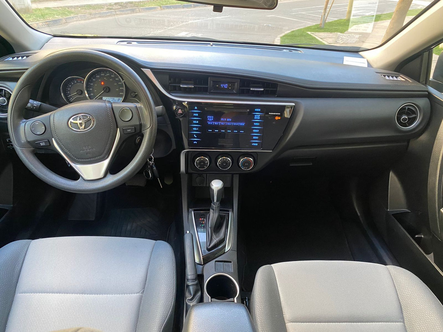 TOYOTA COROLLA 2018 - Vendido