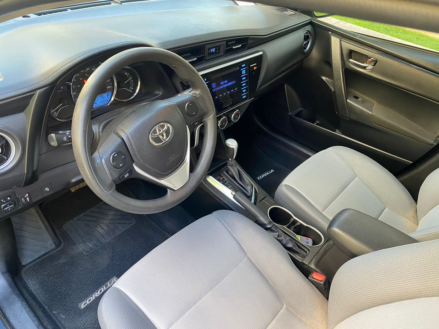 TOYOTA COROLLA 2018 - Vendido