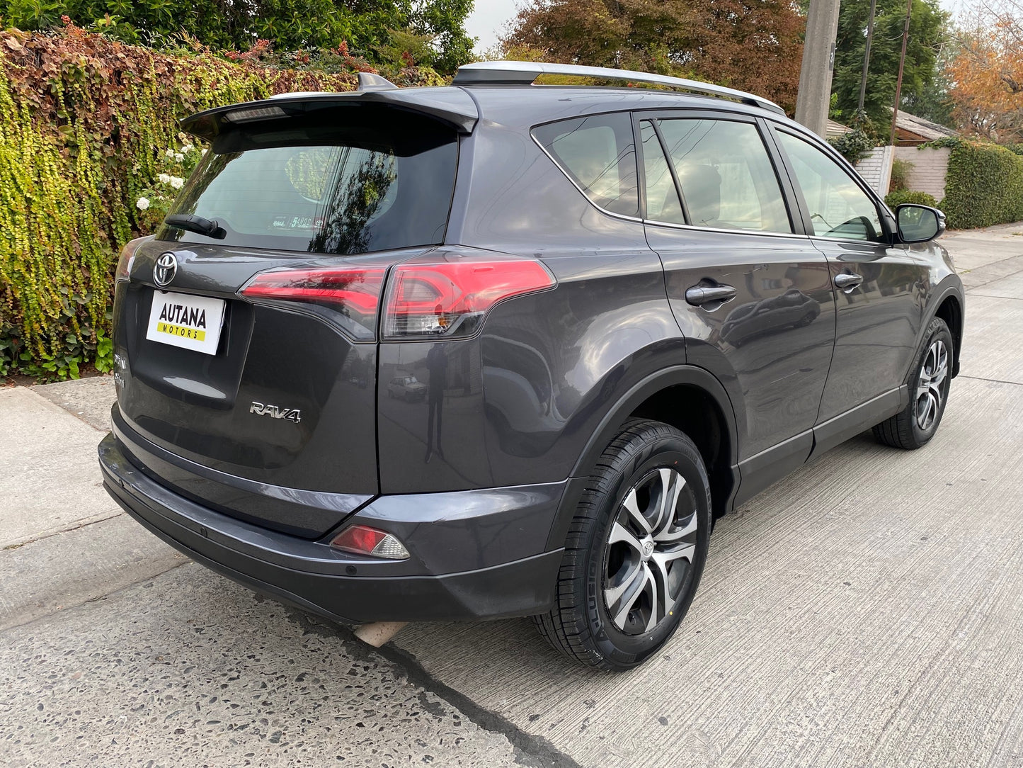 TOYOTA RAV 4 2016 - Vendido