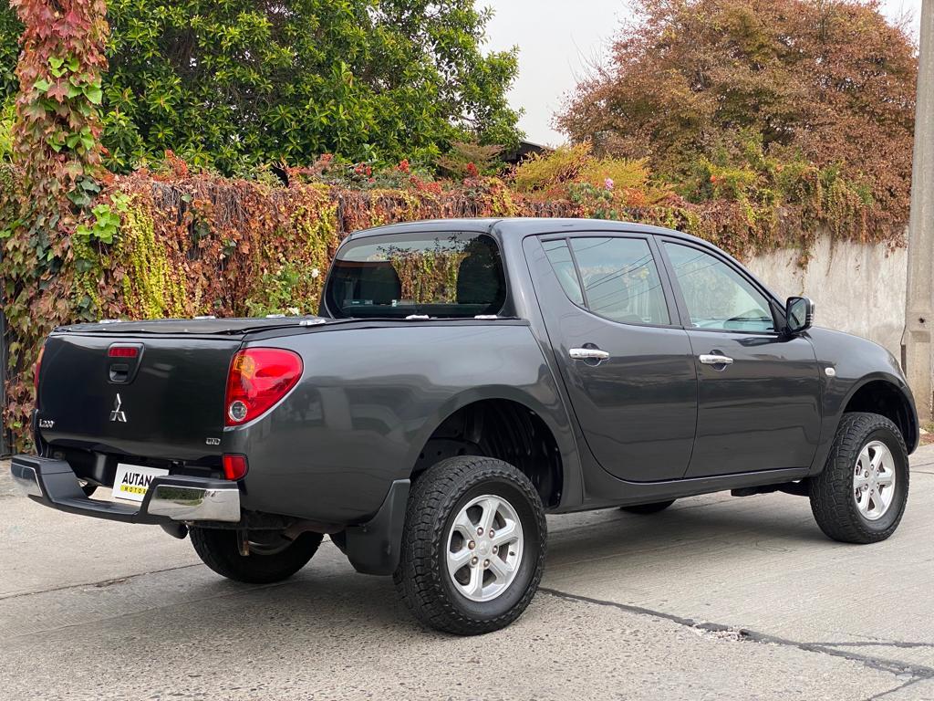 MITSUBISHI L200 2015 - VENDIDA